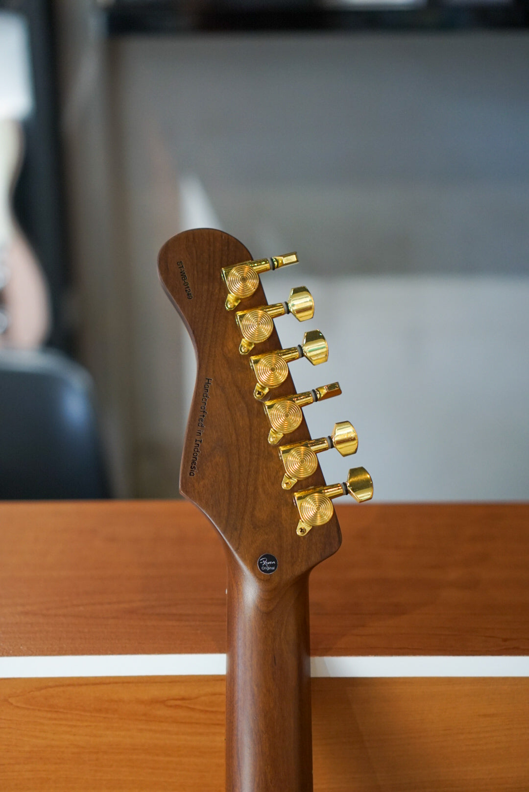 Fena Stratocaster White Beauty