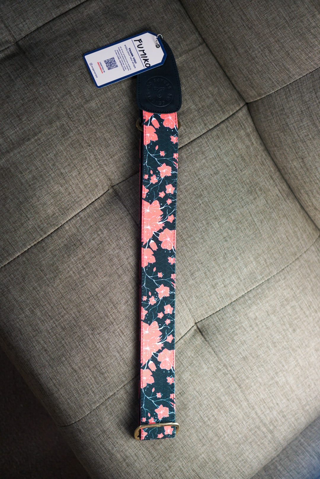 Strap SUI GENERIS FUMIKO