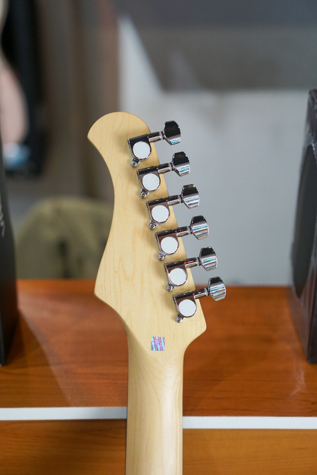 Bacchus universe BST-1R Olympic white