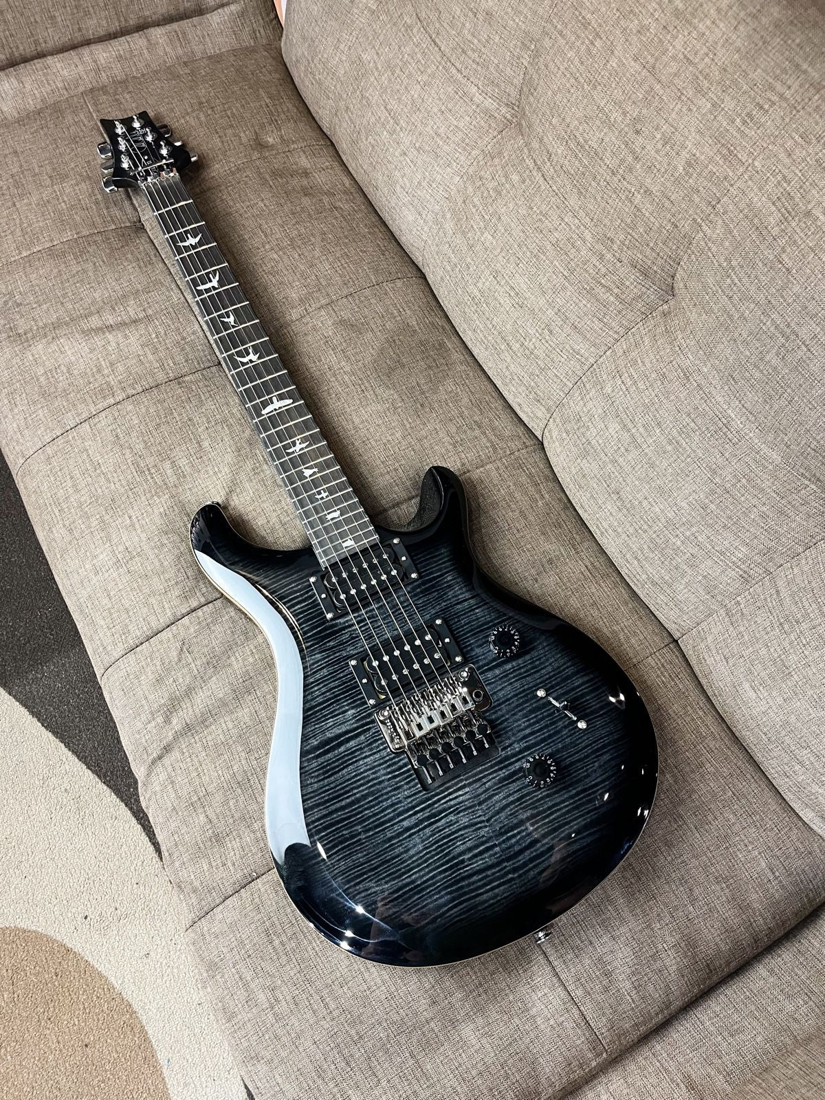 PRS SE CUSTOM 24 FLOYD ROSE CHARCOAL BURST