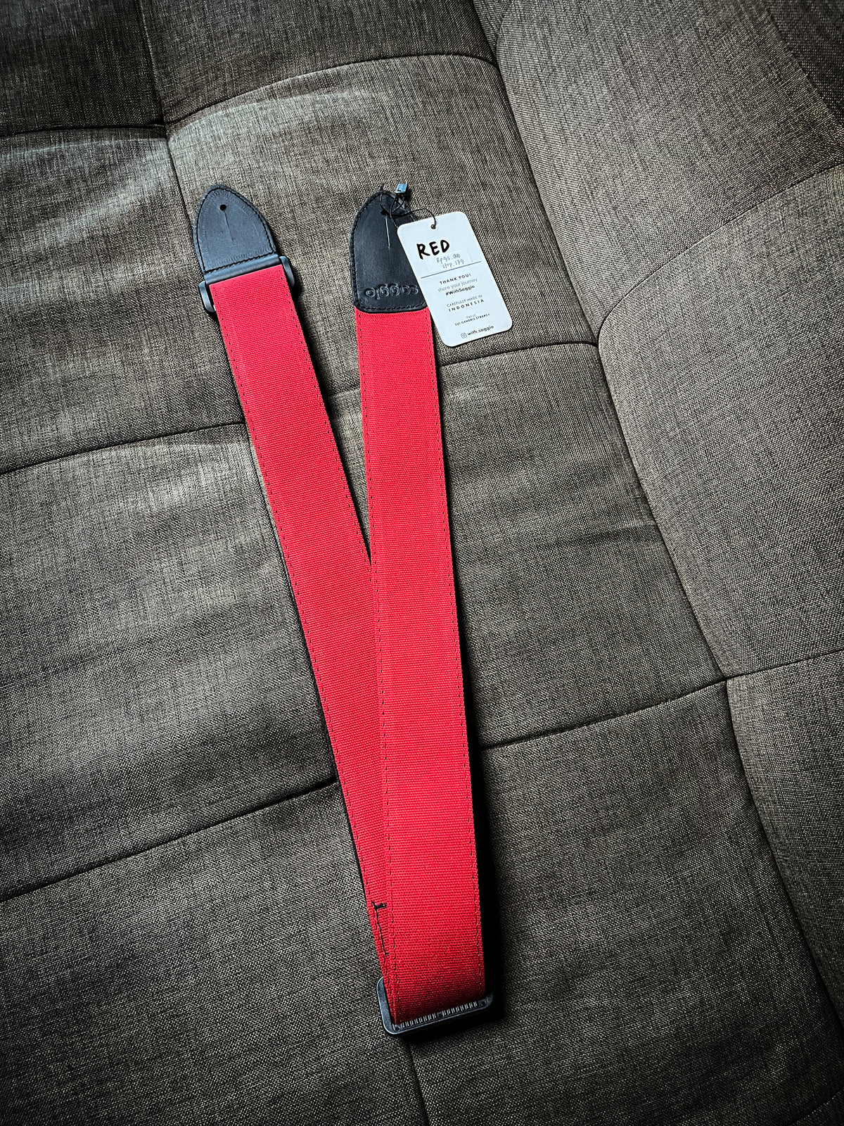 RED "SAGGIO STRAPS"