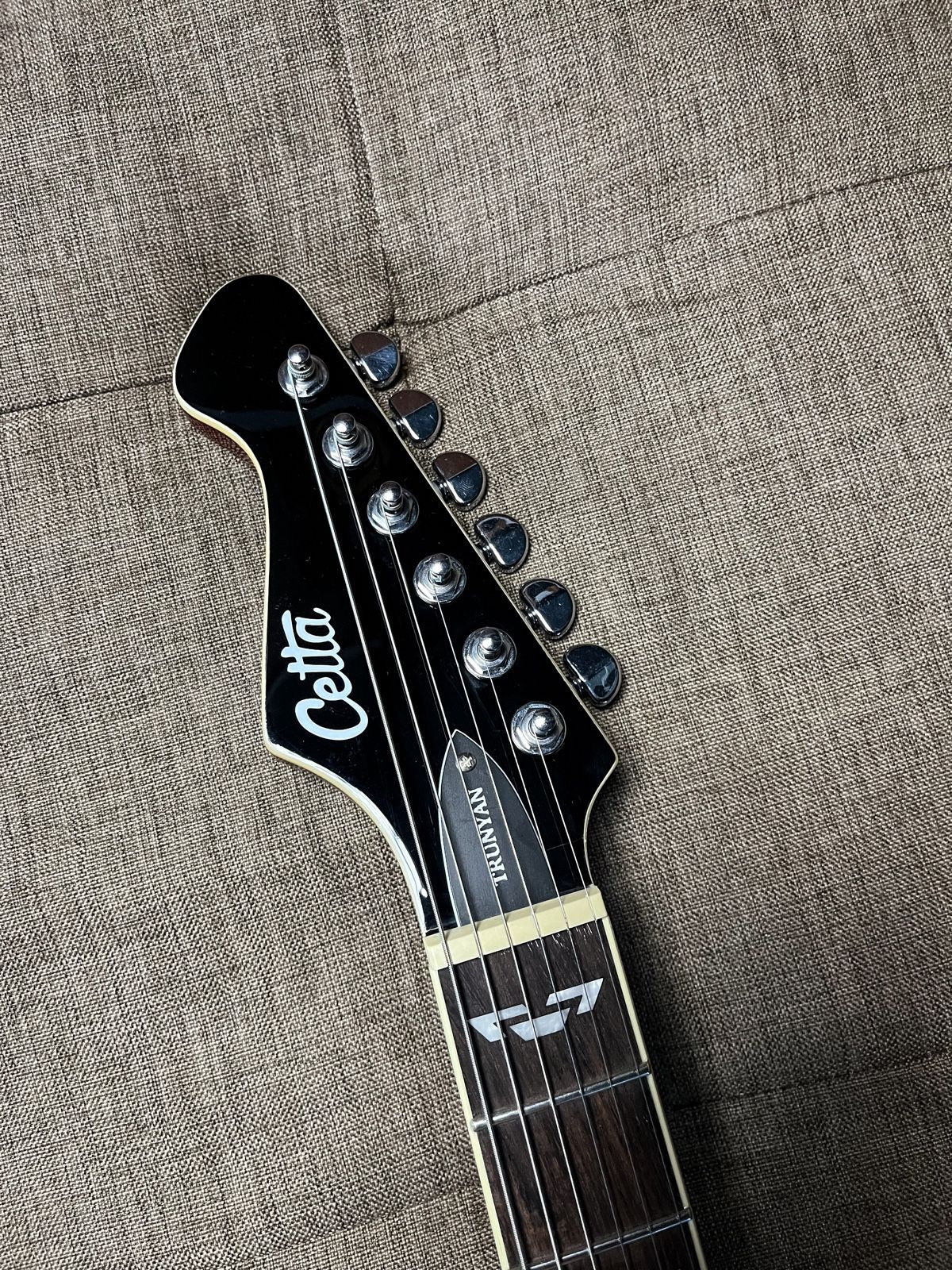 GUITAR ELEKTRIK CETTA TRUNYAN SET NECK TRANSPARANT SUNBURST