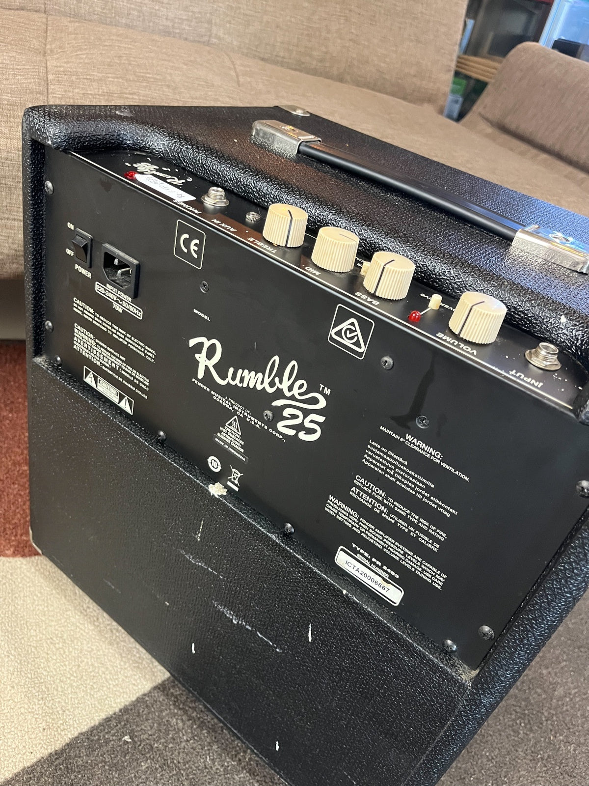 Fender Rumble 25