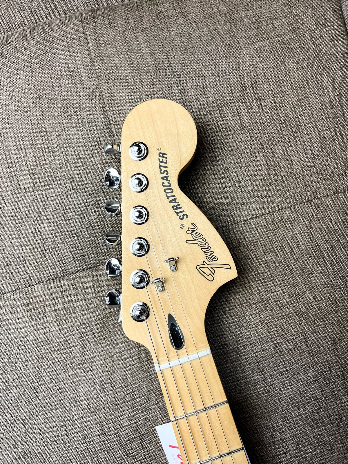 Fender Deluxe Roadhouse Stratocaster Maple FB In Classic Copper