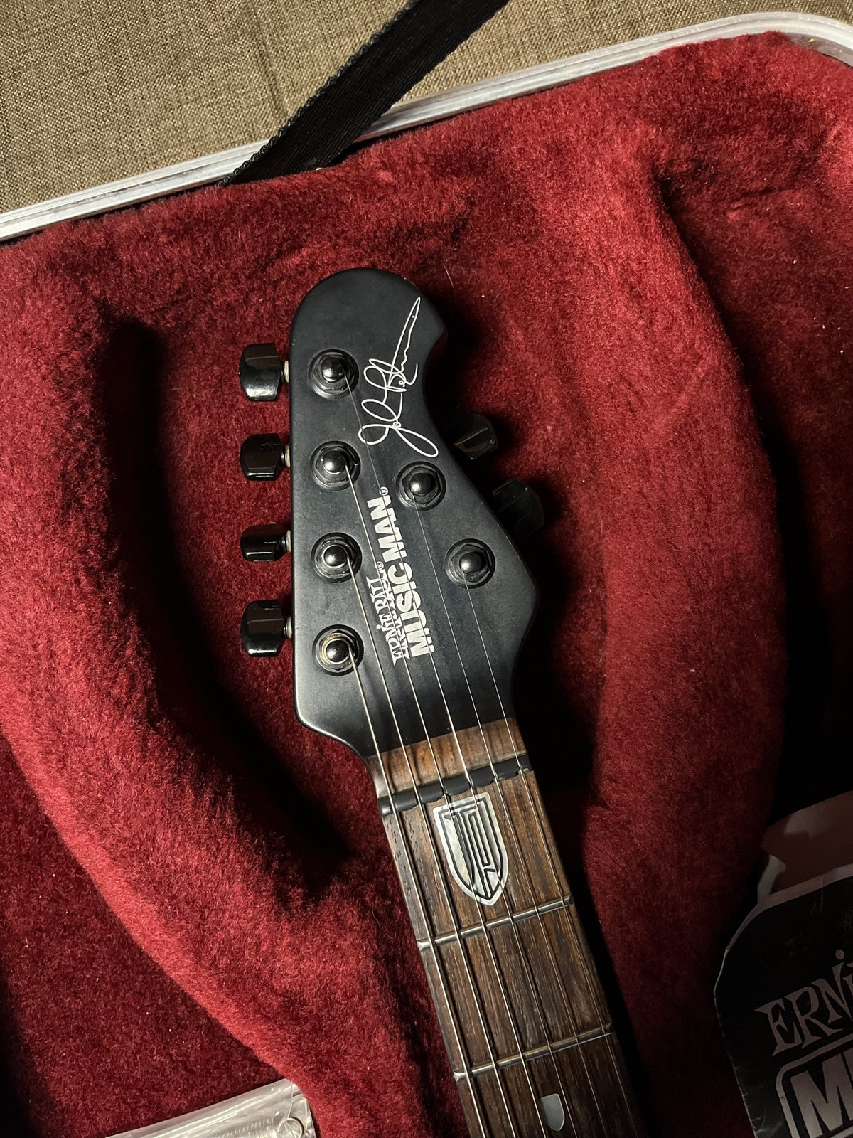 Musicman jp6 stealth black