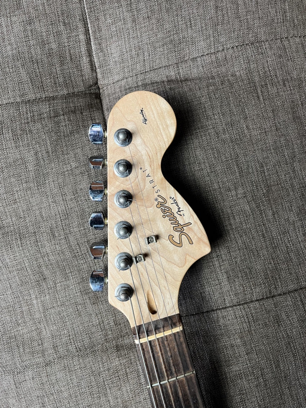Squier stratocaster affinity surf green