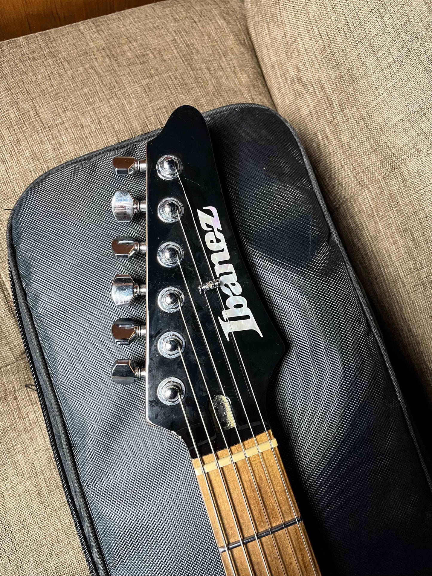 Ibanez Premium AZ24P1 QM