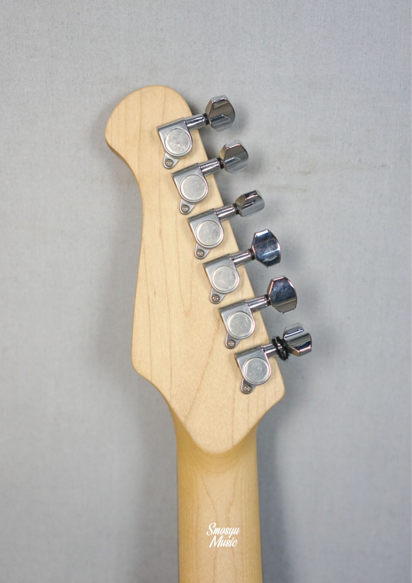 Larasati Stratocaster Guitar Sunburst