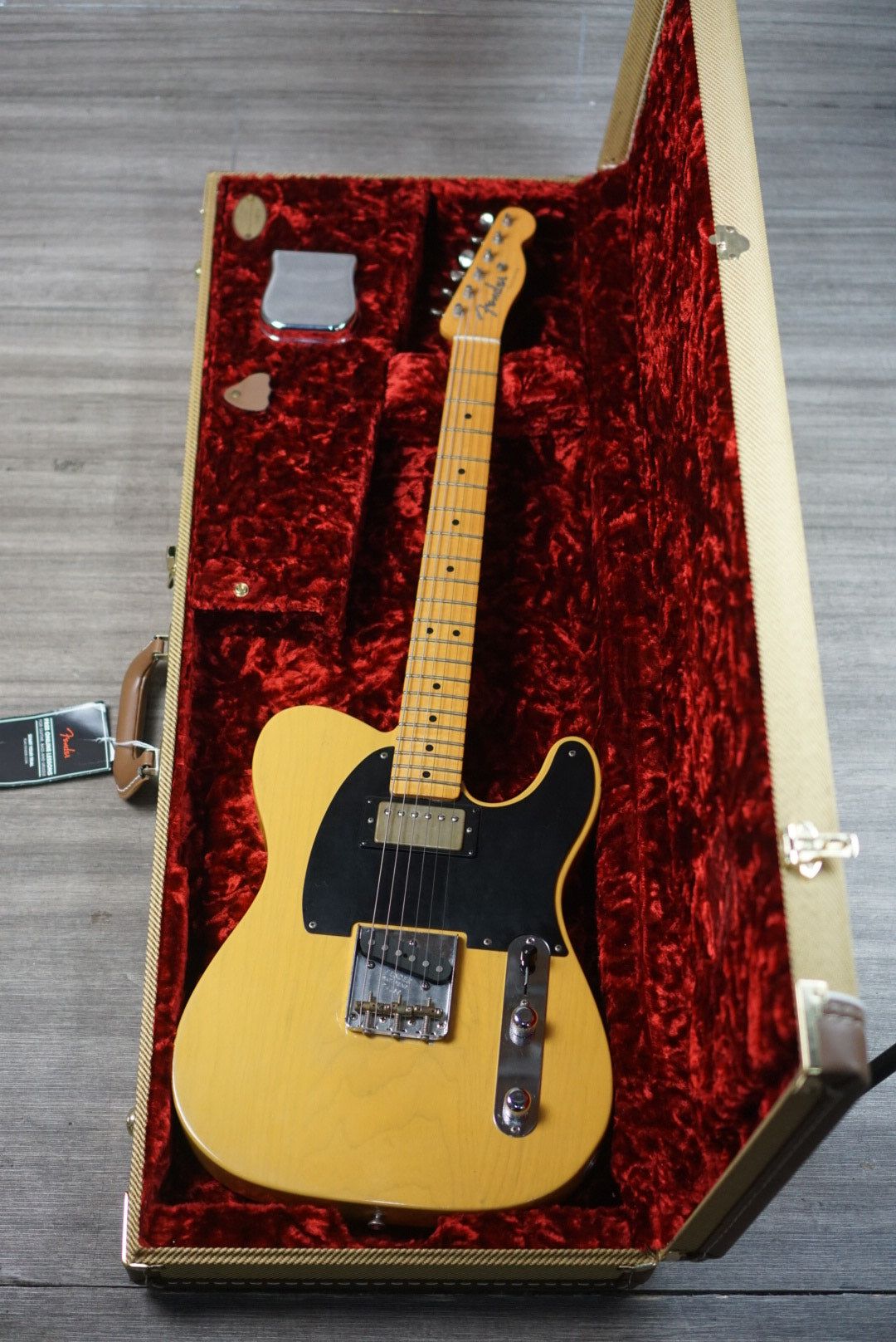 Fender Tele Bration Vintage Hot Rod 52 60th Anniversary Butterscotch Blonde