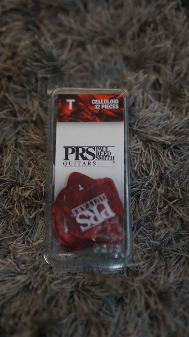 Pick Gitar PRS Thin Celluloid