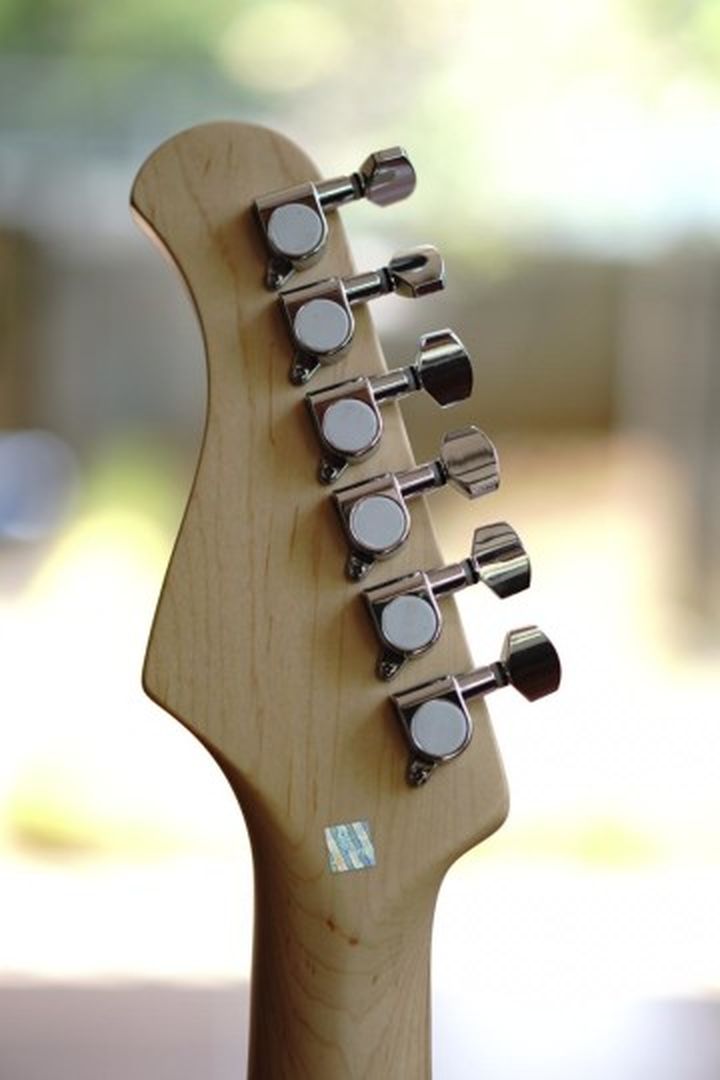 BACCHUS BST - 1M 3TONE SUNBURST