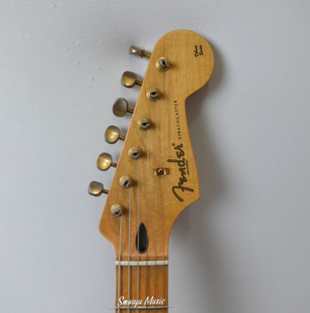 Fender Stratocaster Player Deluxe