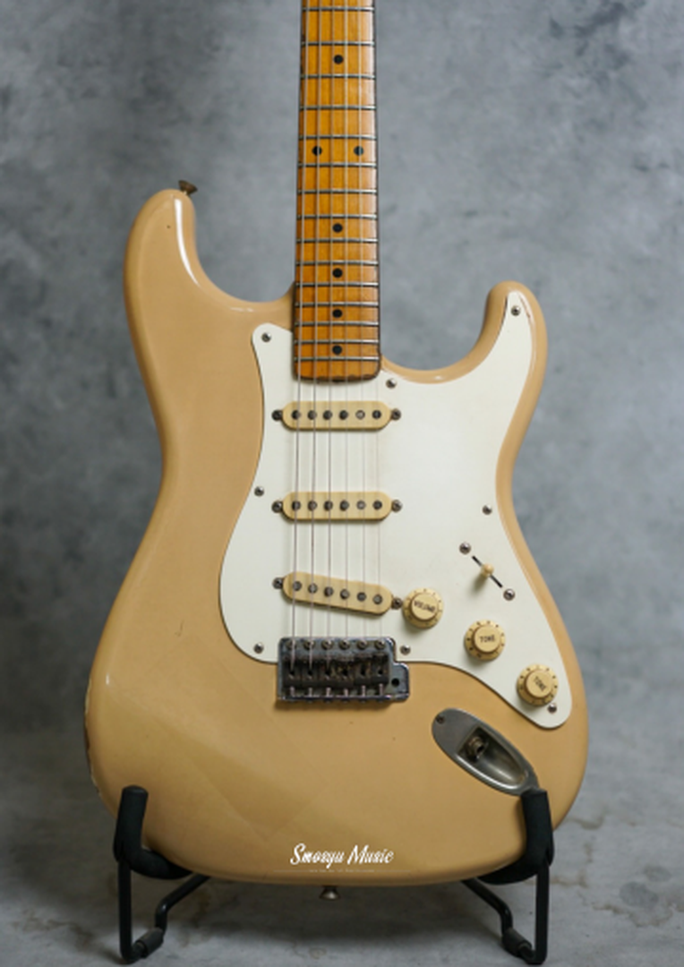 Fender Stratocaster ST 57 Japan 1990