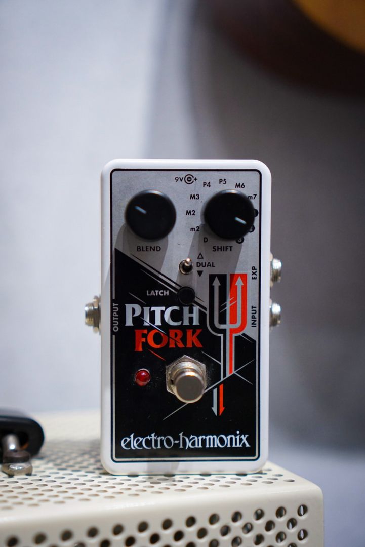Efek PITCH FORK Electro-Harmonix