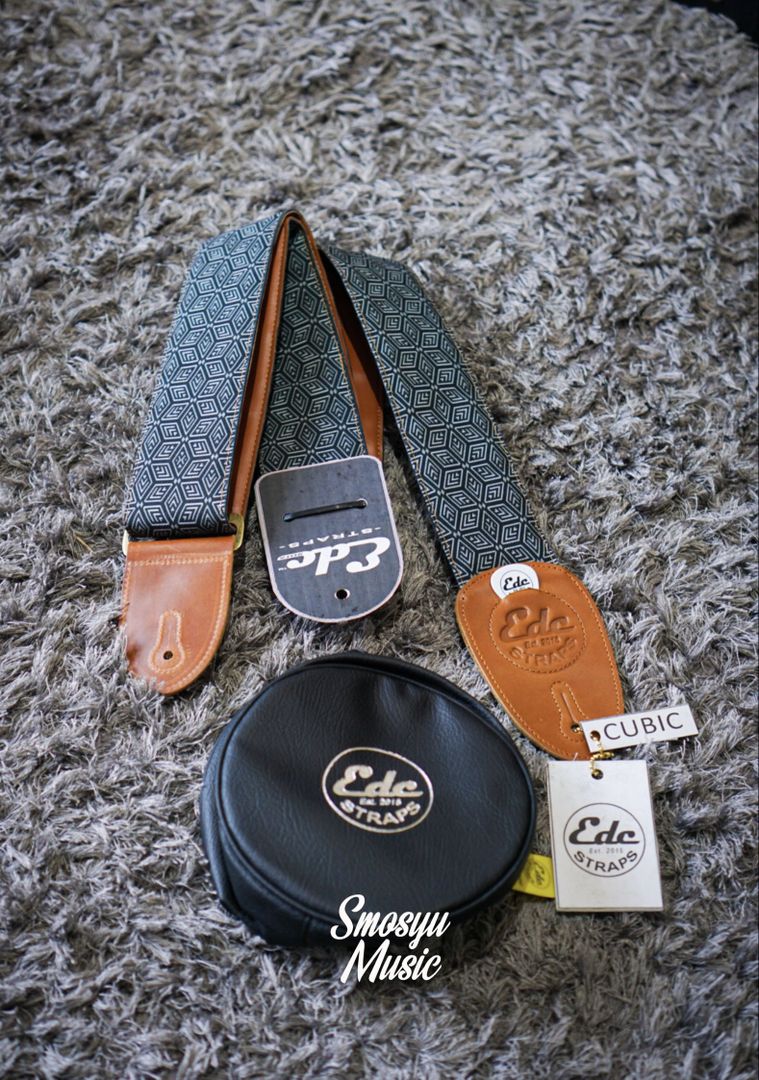 Cubic Guitar Straps