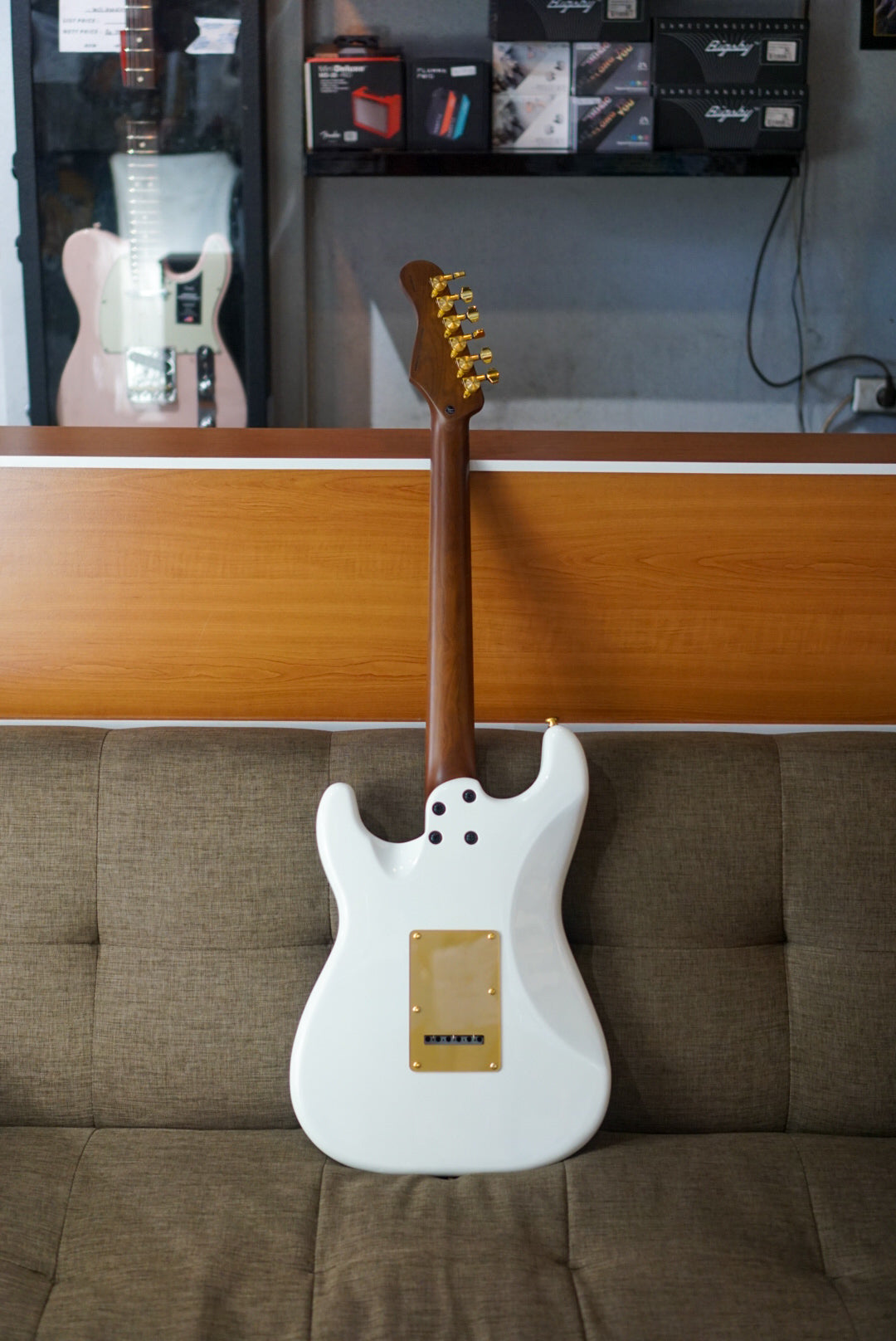 Fena Stratocaster White Beauty