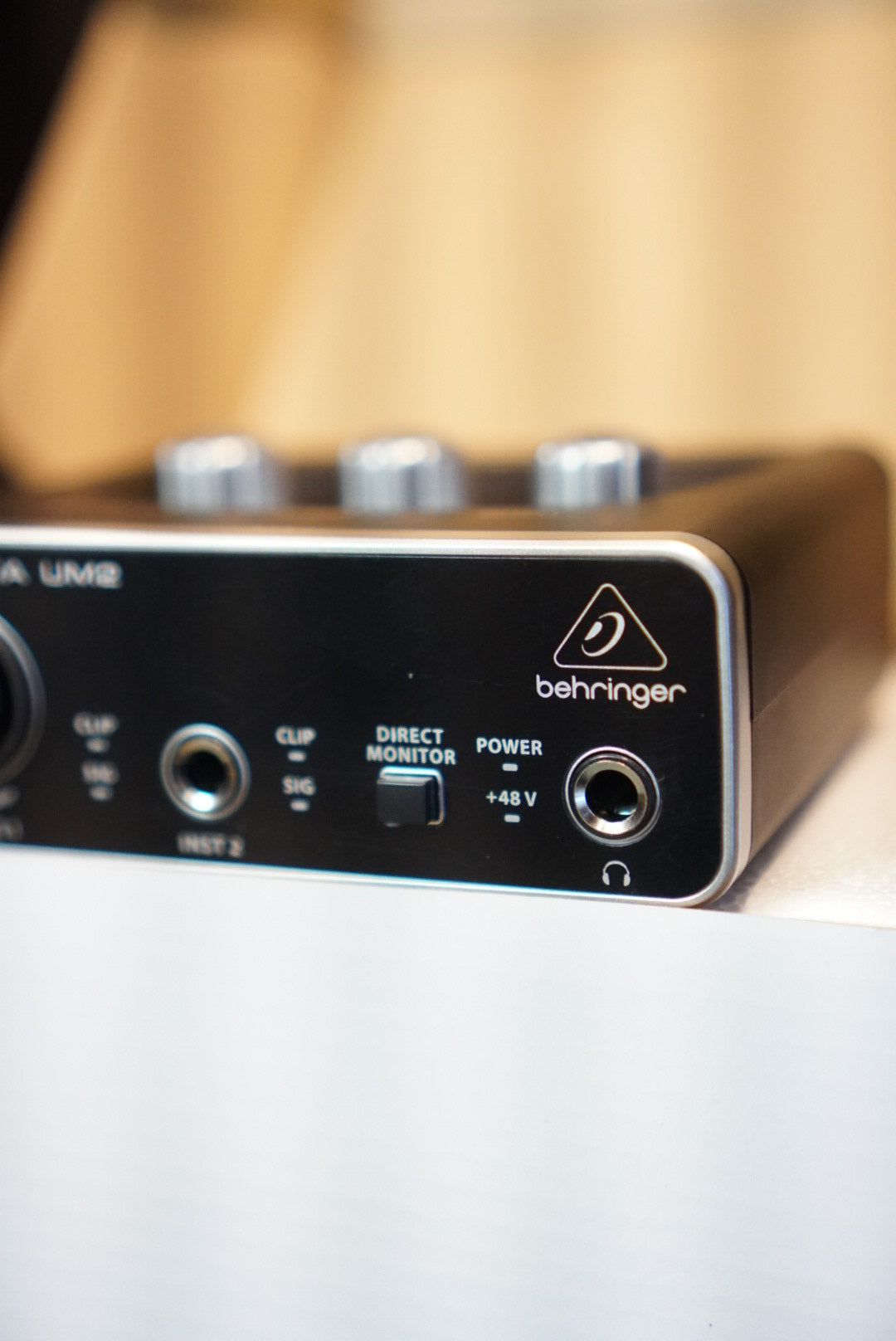 Behringer U-Phoria UM2