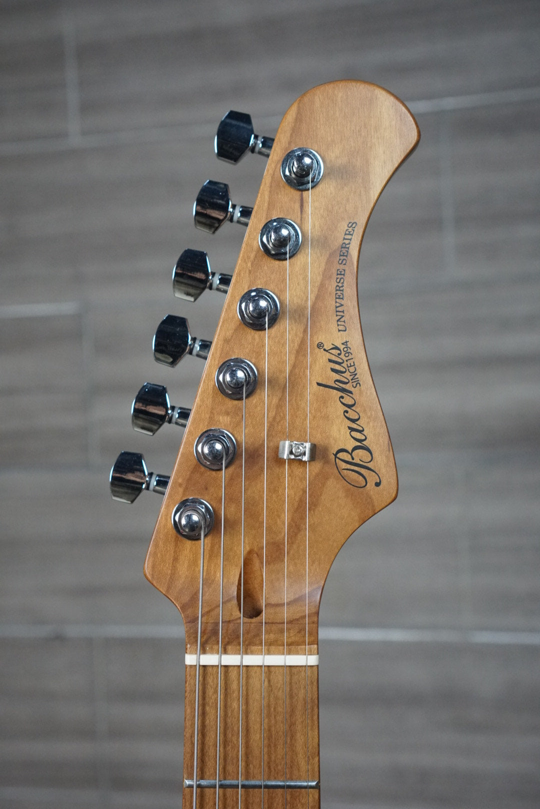 BACCHUS BJM 1RSM /M OLYMPIC WHITE