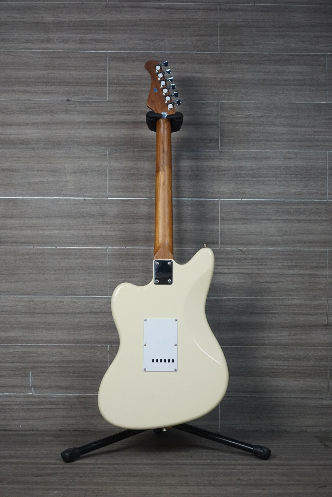 BACCHUS BJM 1RSM /M OLYMPIC WHITE