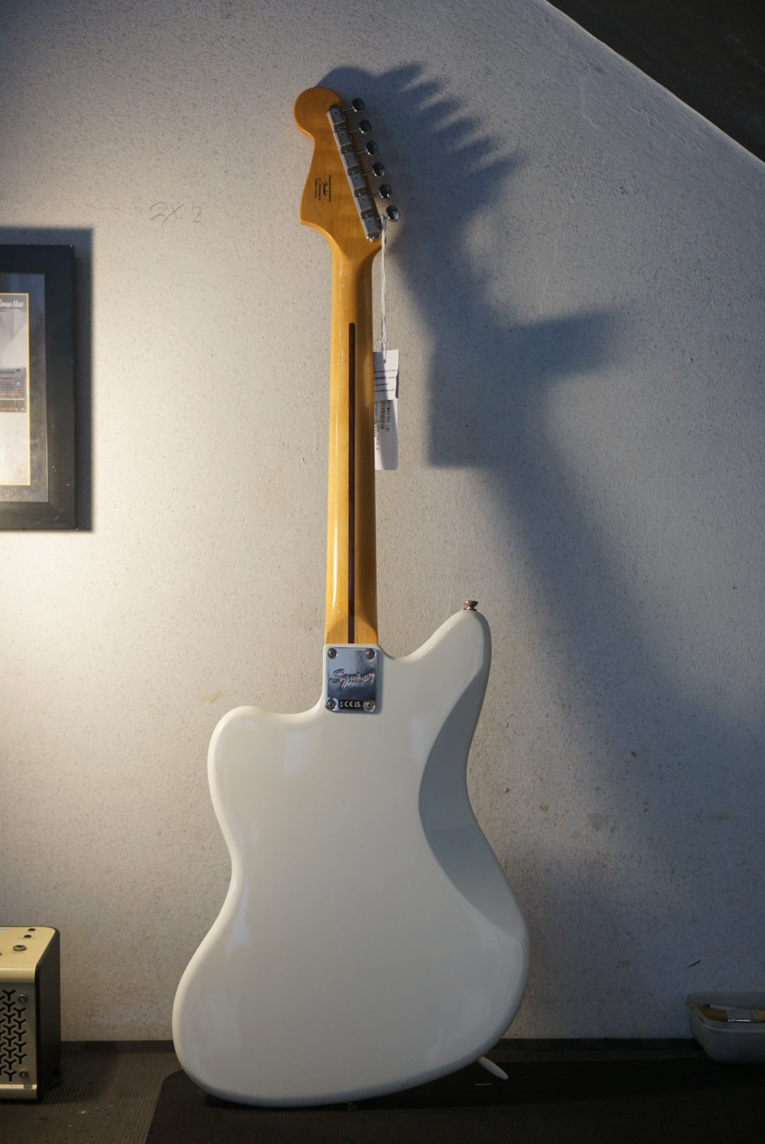 Squier Classic Vibe 60s Jazzmaster Electric Guitar, Laurel FB, Olympic White