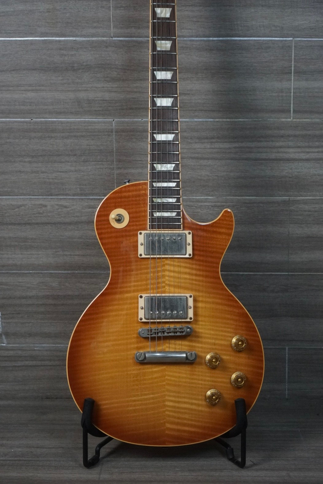 GIBSON LESPAUL STANDARD 50’s LIGHT BURST 2005