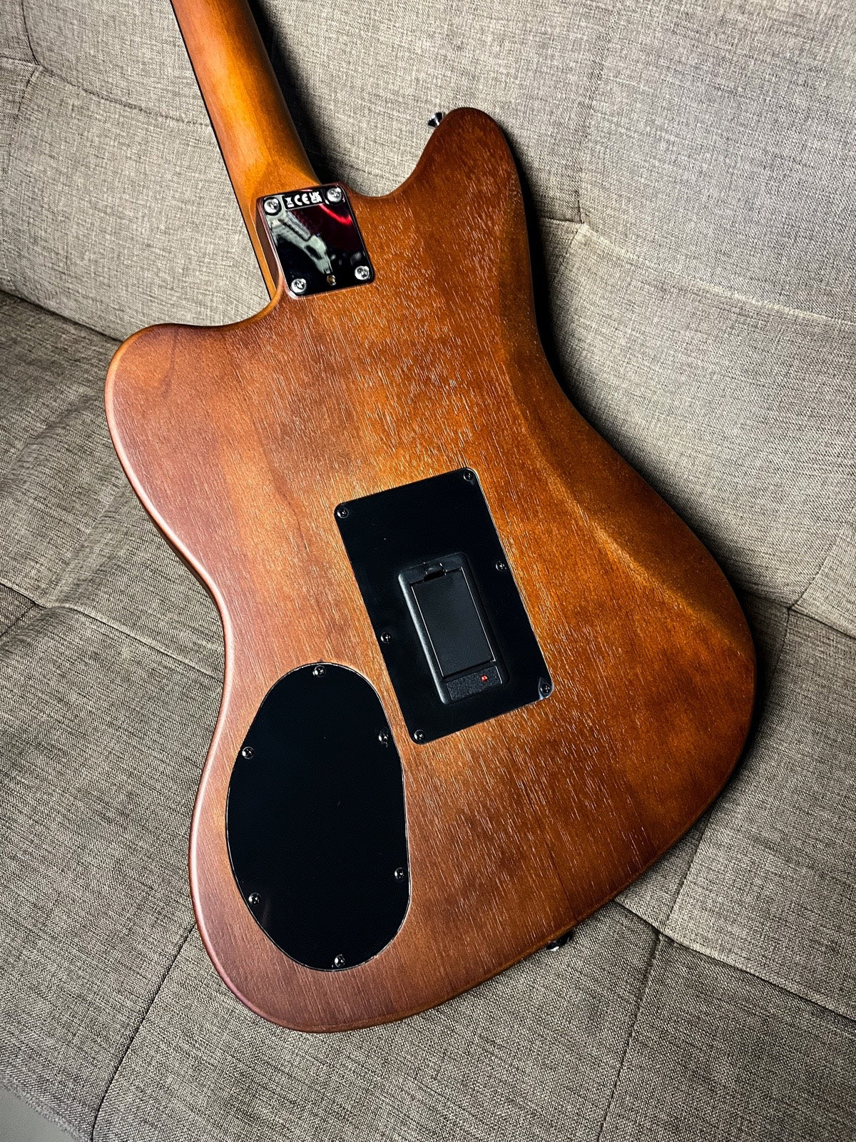 Fender Acoustasonic Jazzmaster Honey Burst