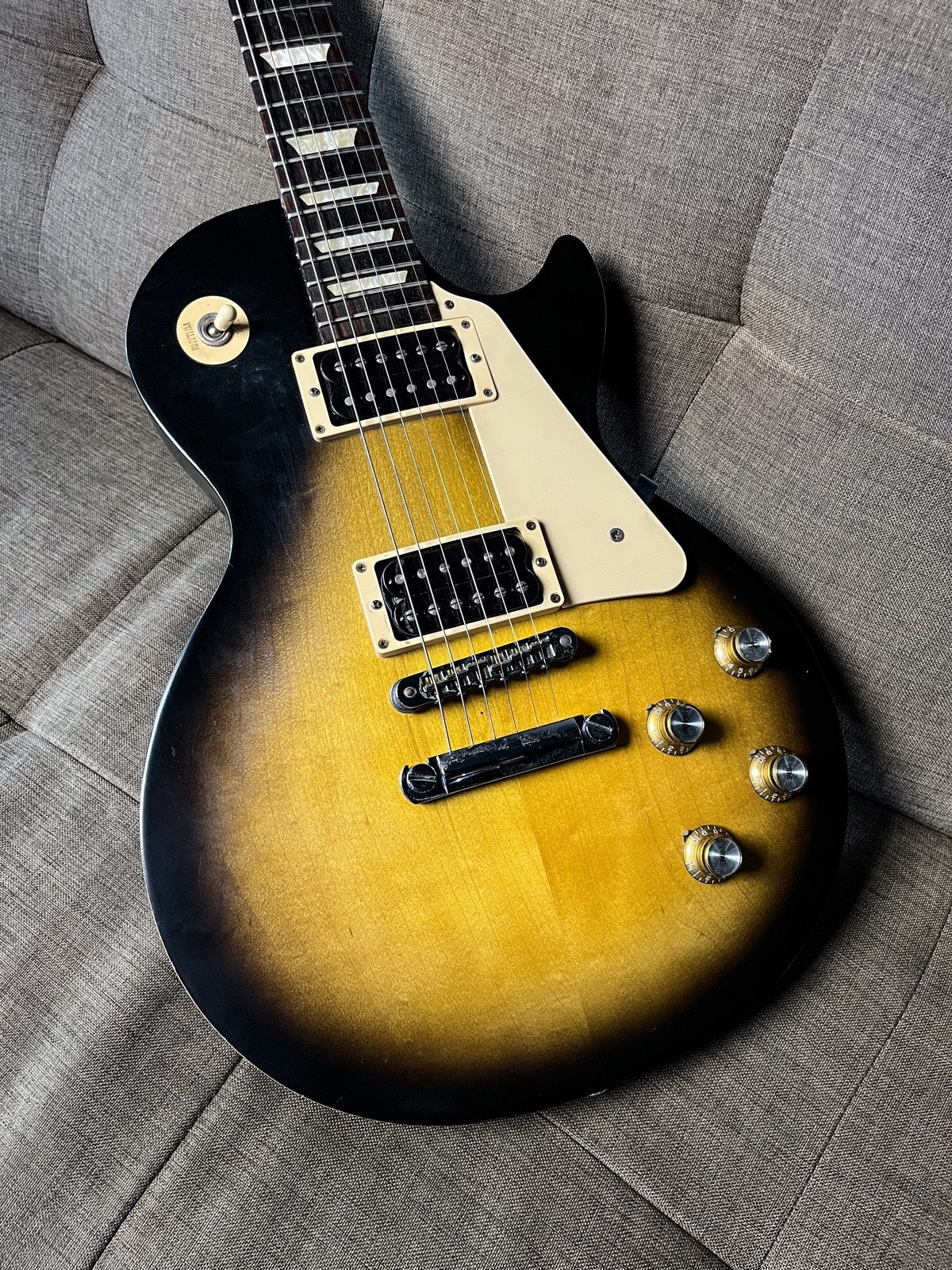 Gibson Lespaul Studio Tribute Tobacco Burst
