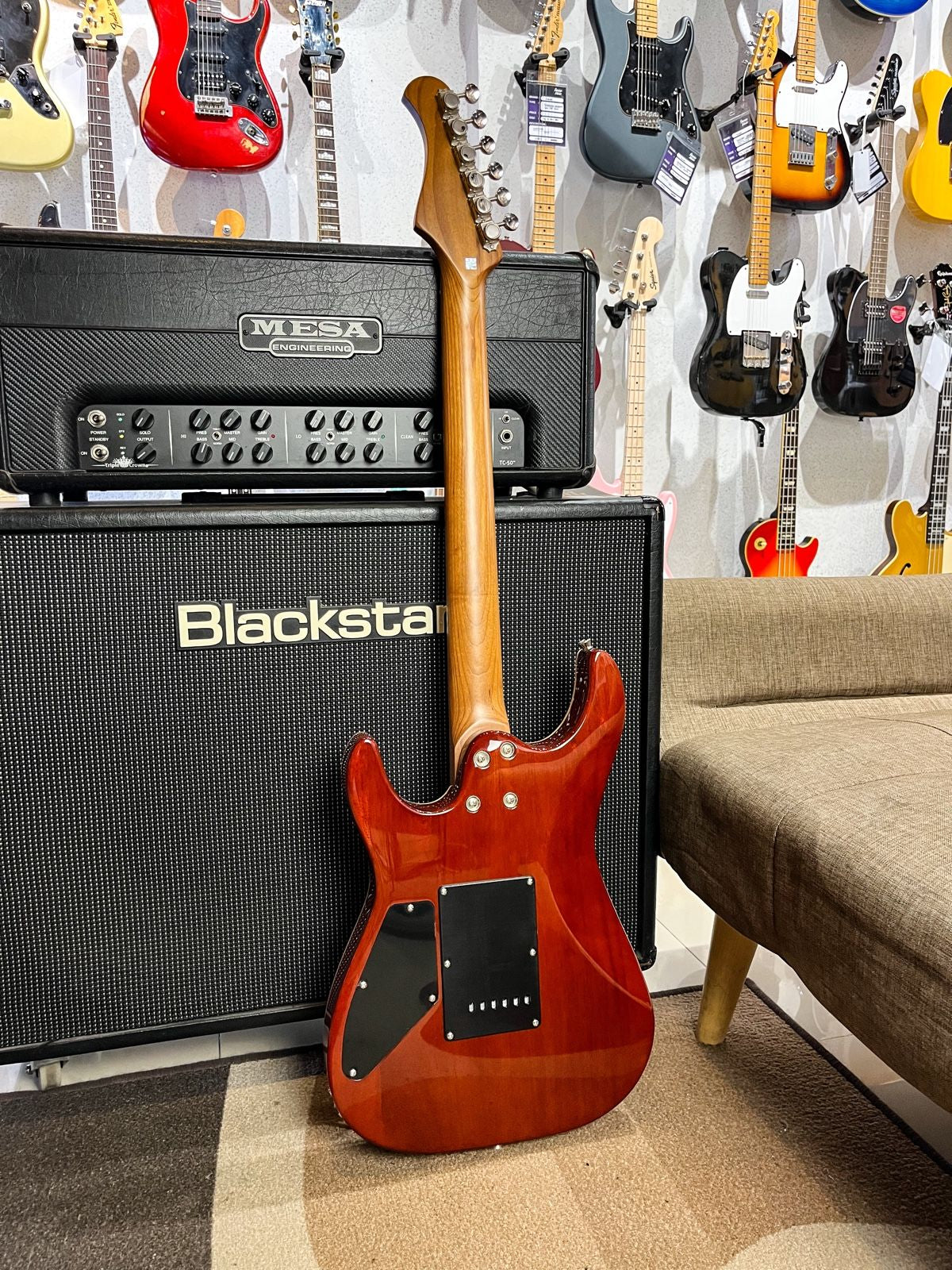 BACCHUS UNIVERSE IMP 24 FMH-RSM/M BROWN SUNBURST