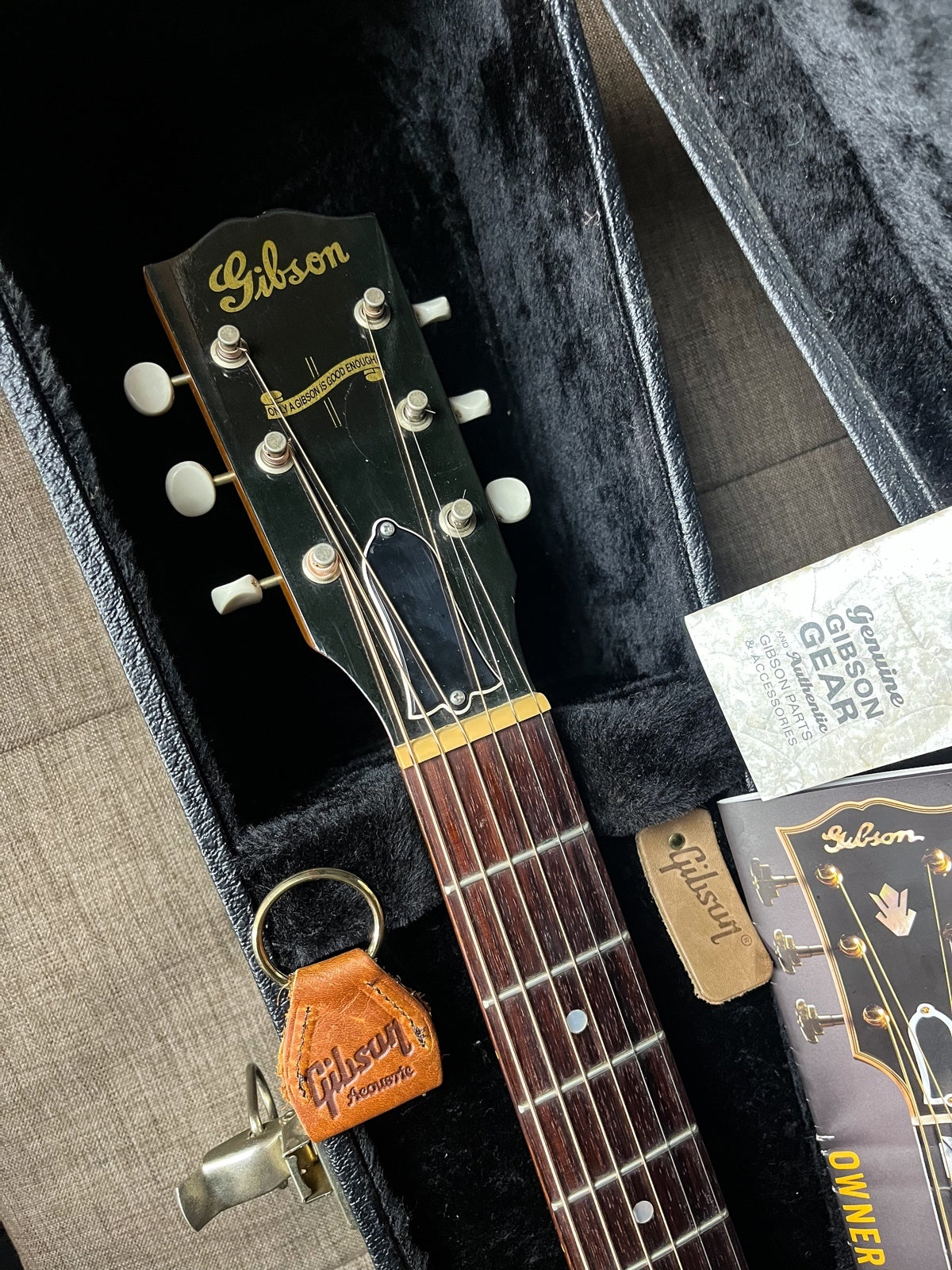 Gibson montana J35 Reissue Made in usa