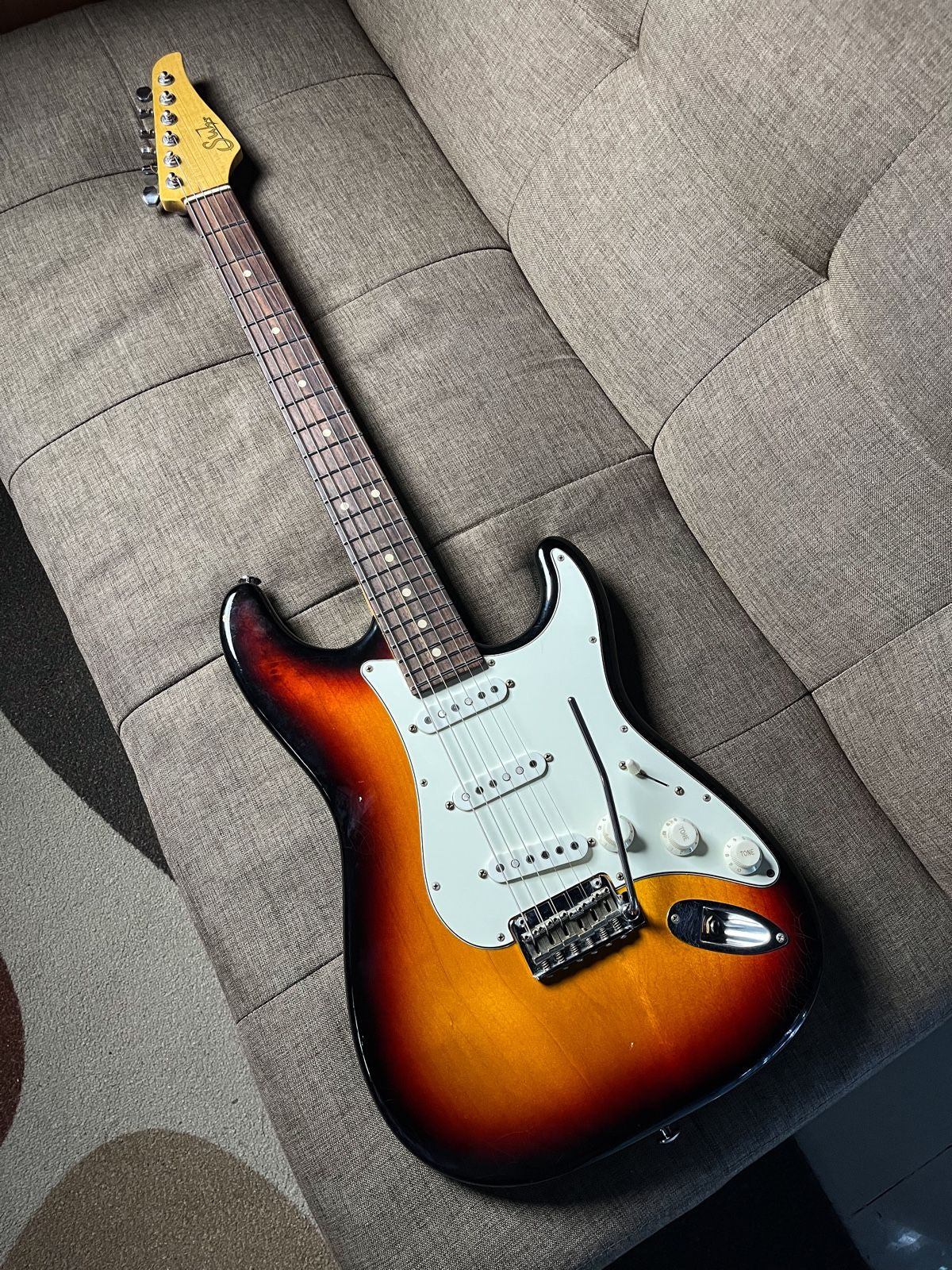 Suhr Classic Antique