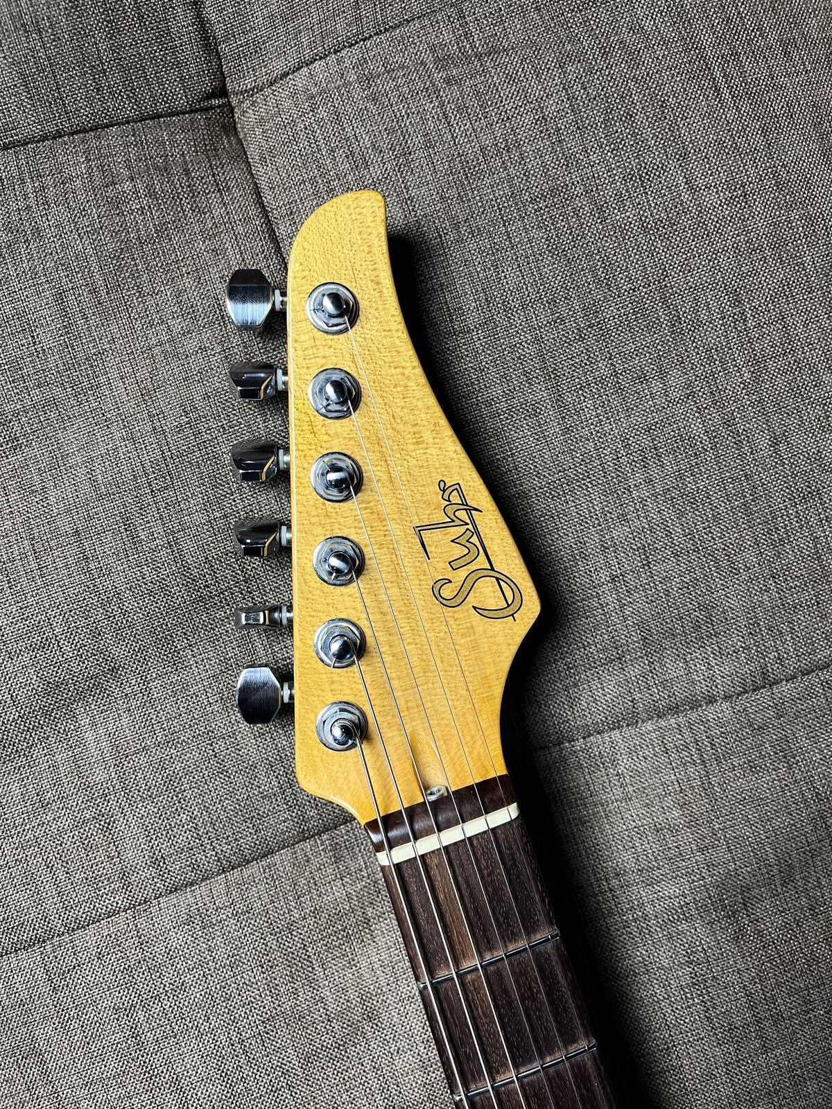 Suhr Classic Antique