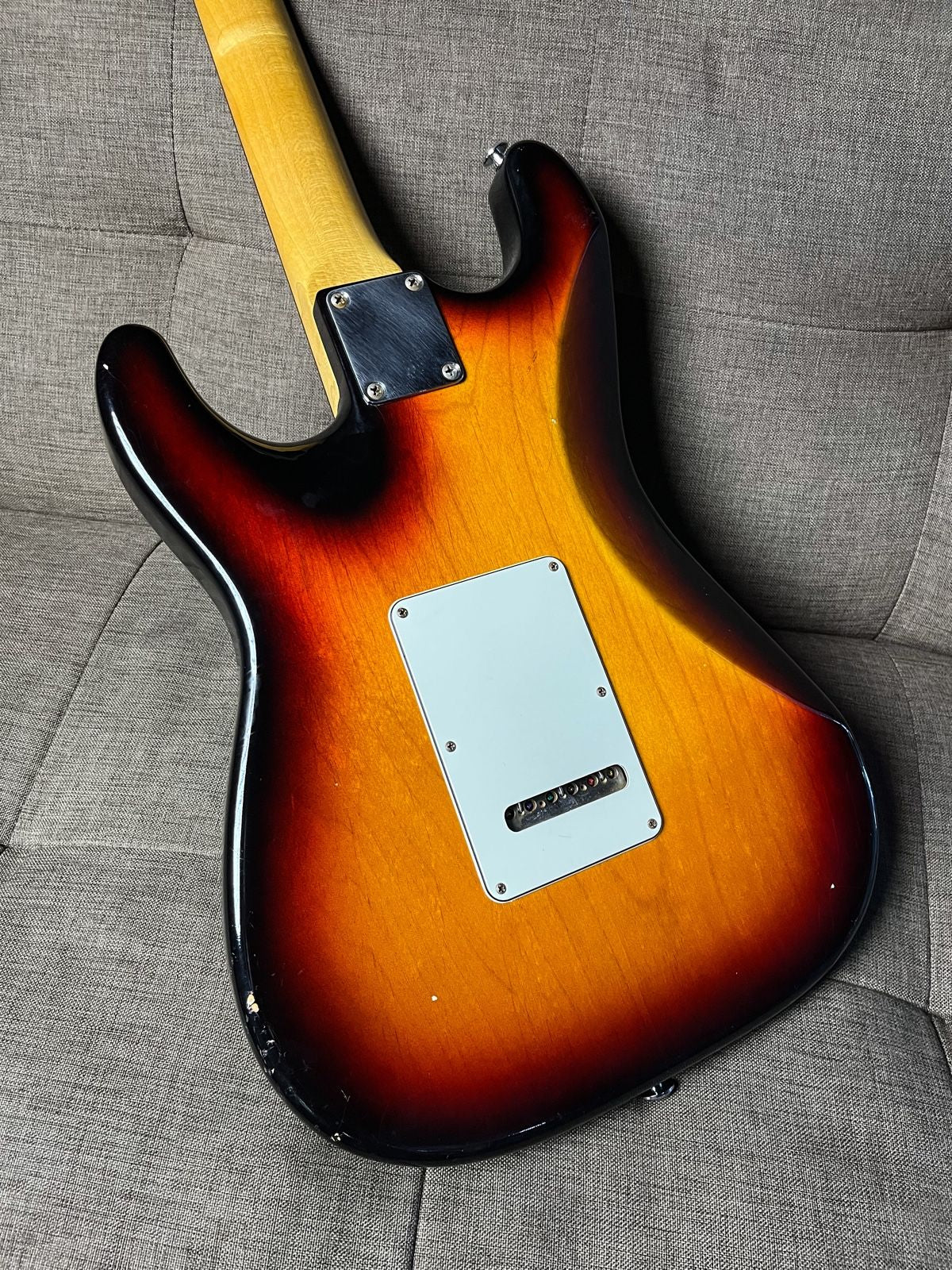 Suhr Classic Antique