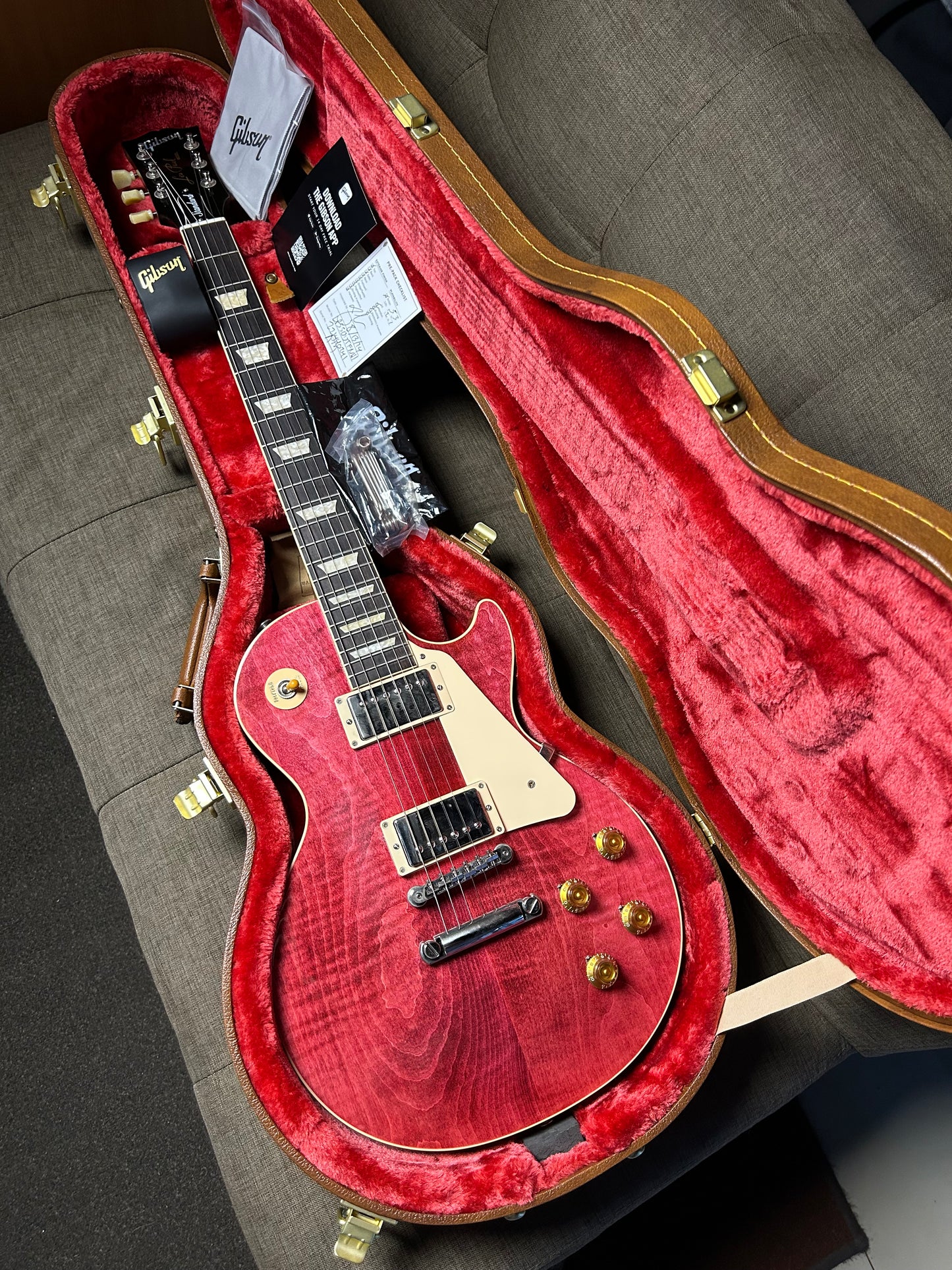 Gibson lespaul standard 50s trans fuchsia