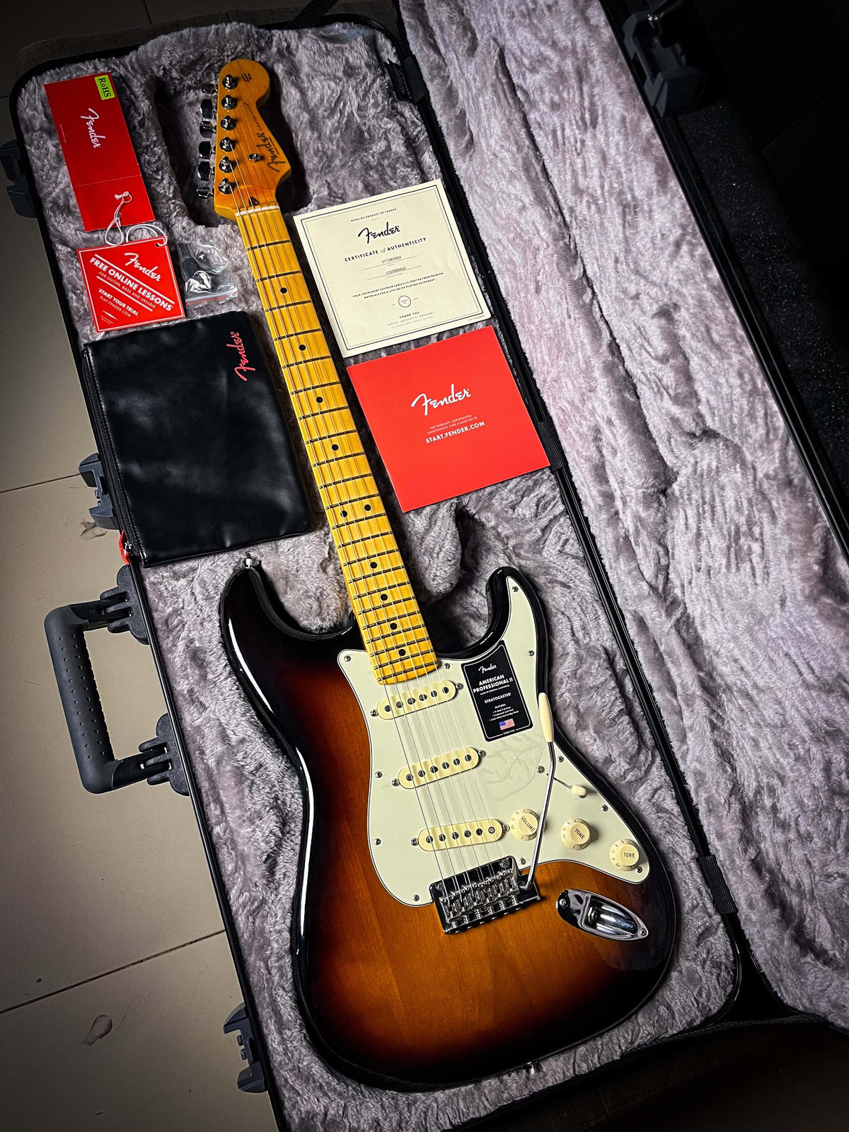 Fender Stratocaster American Professional II 3Tone Sunburst