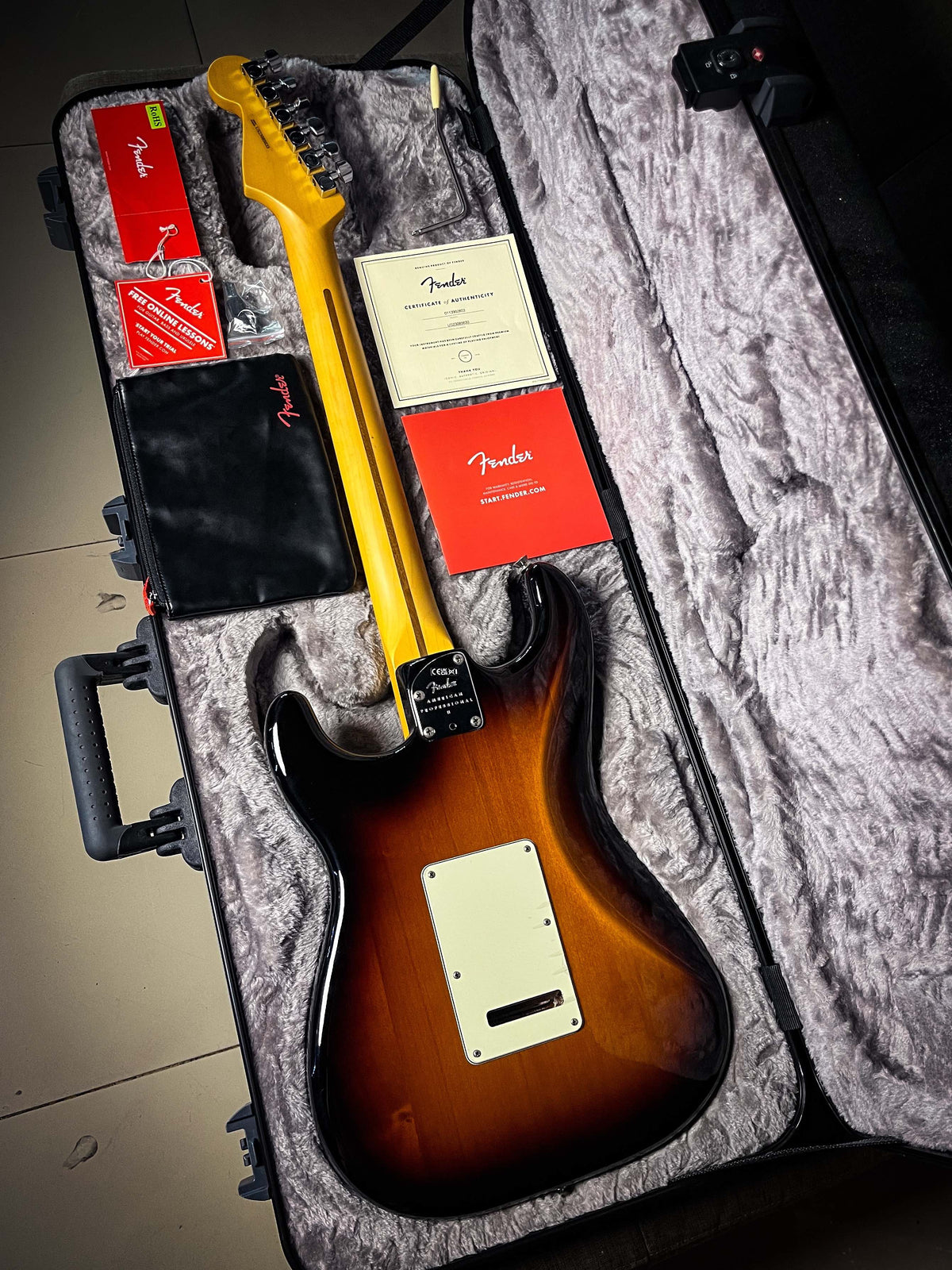 Fender Stratocaster American Professional II 3Tone Sunburst