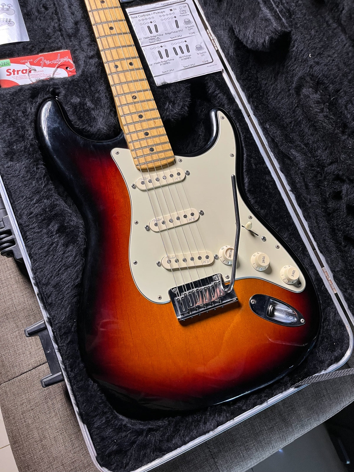 Fender Stratocaster American Deluxe Sunburst 3Tone