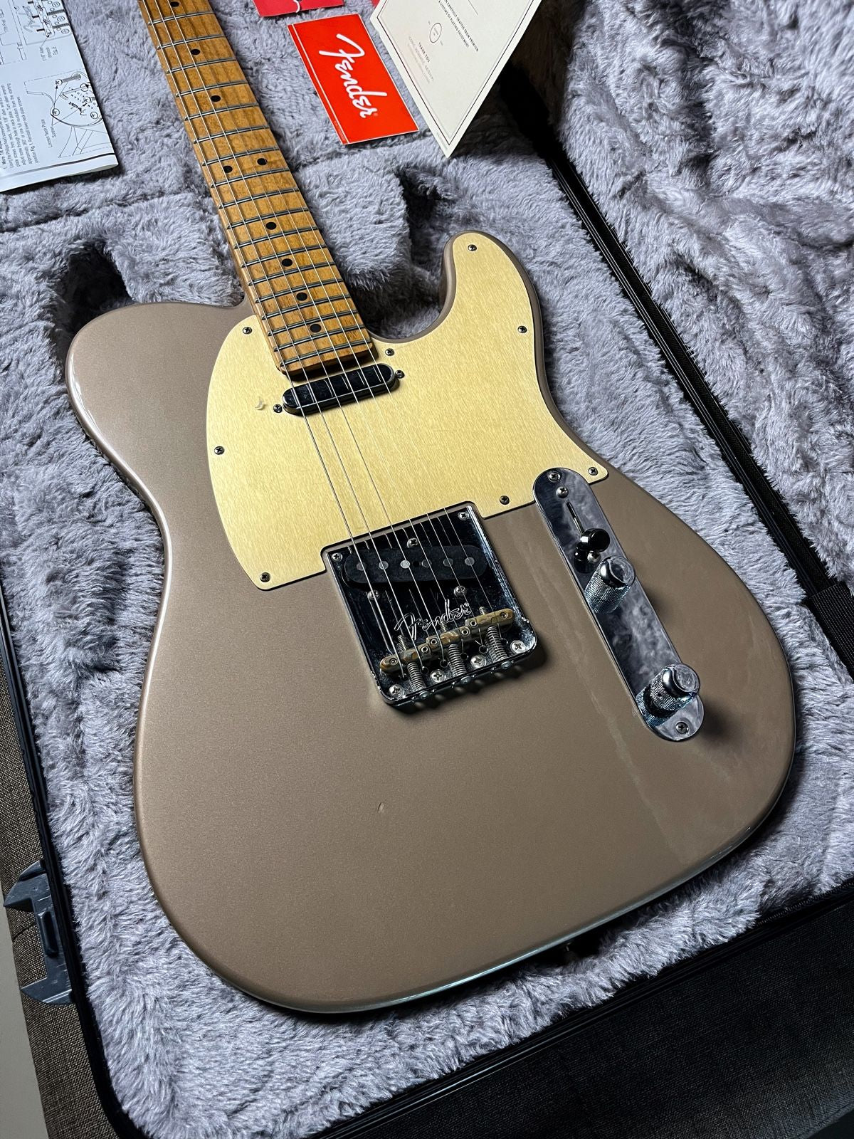 Fender telecaster american professional II roasted maple shoreline gold