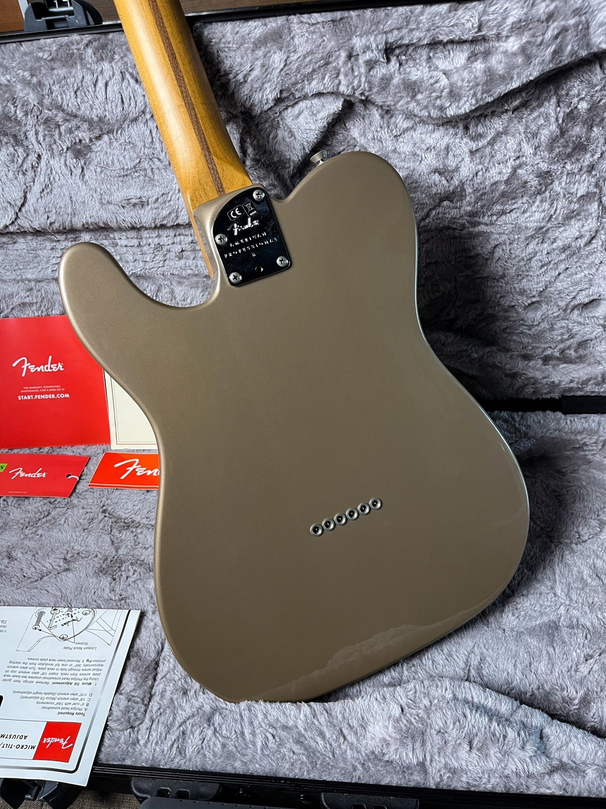 Fender telecaster american professional II roasted maple shoreline gold