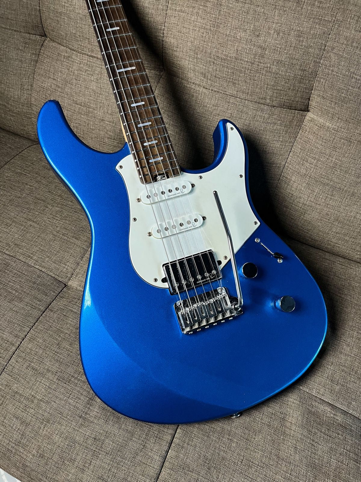 Yamaha pasifica standard plus