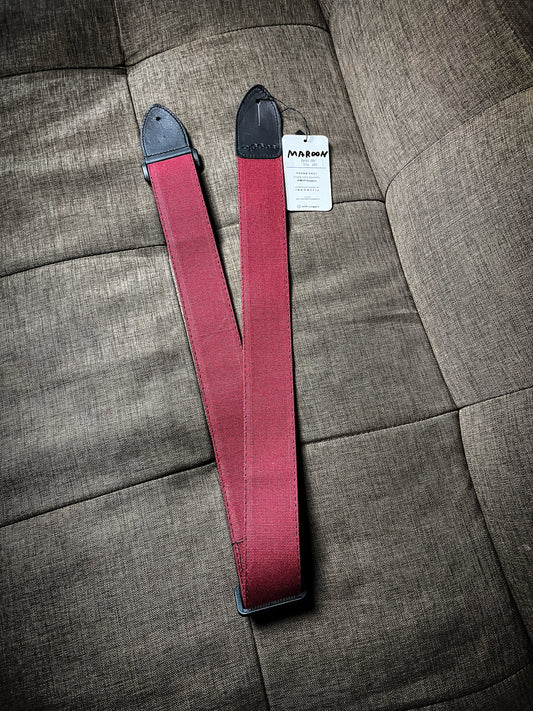 MAROON "SAGGIO STRAPS"