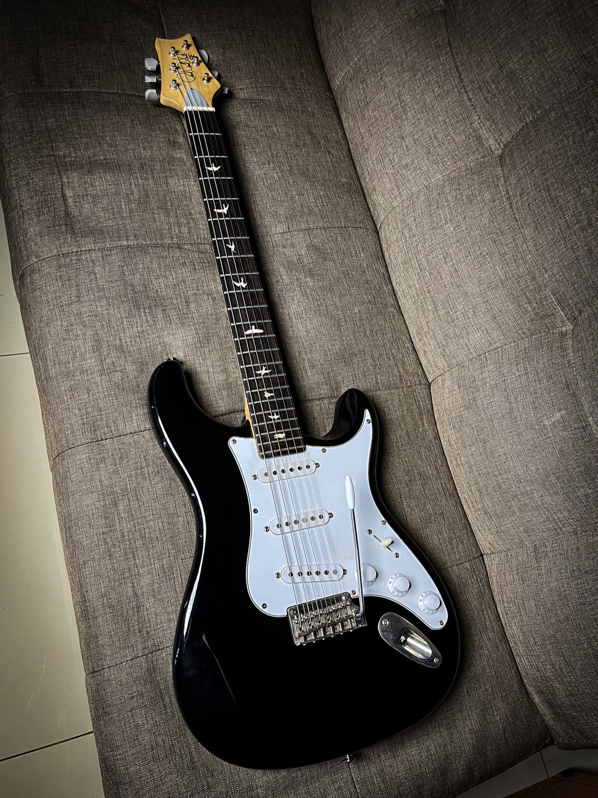 Prs SE Silversky Black Piano