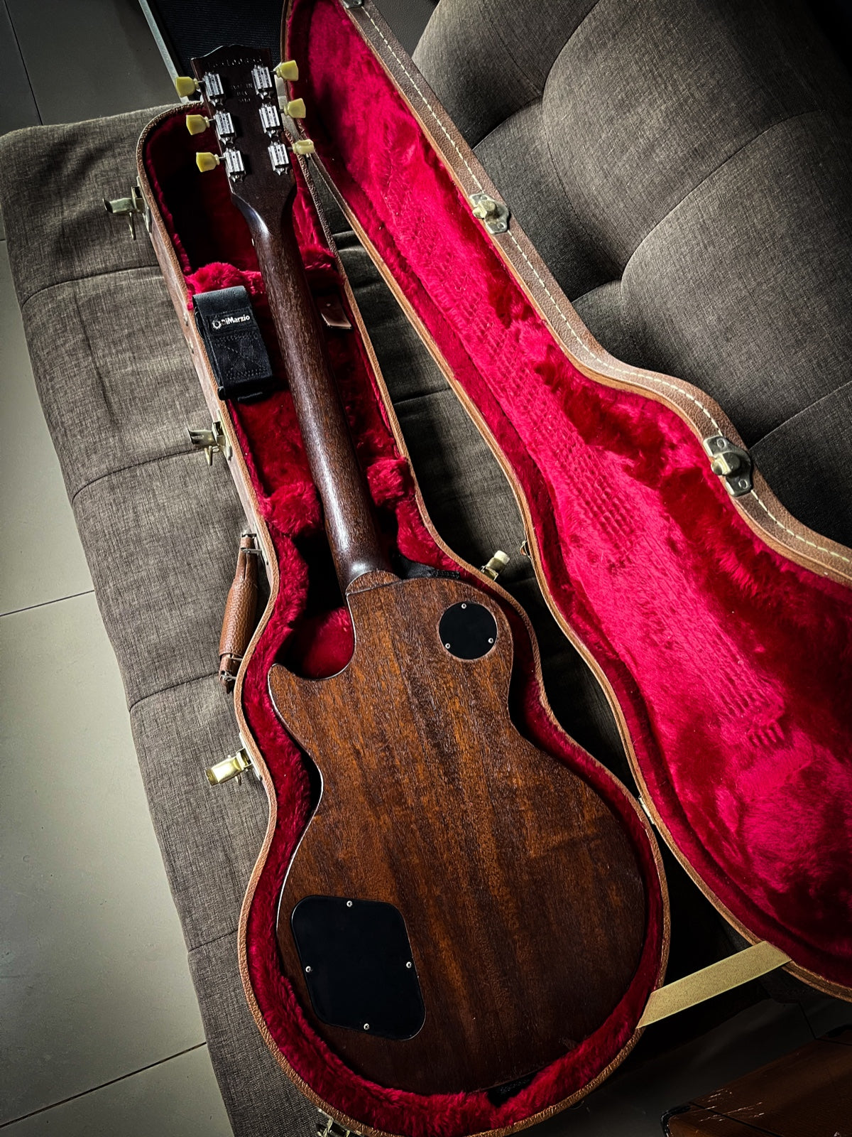 Gibson Lespaul Studio Faded "Include Original Hardcase"