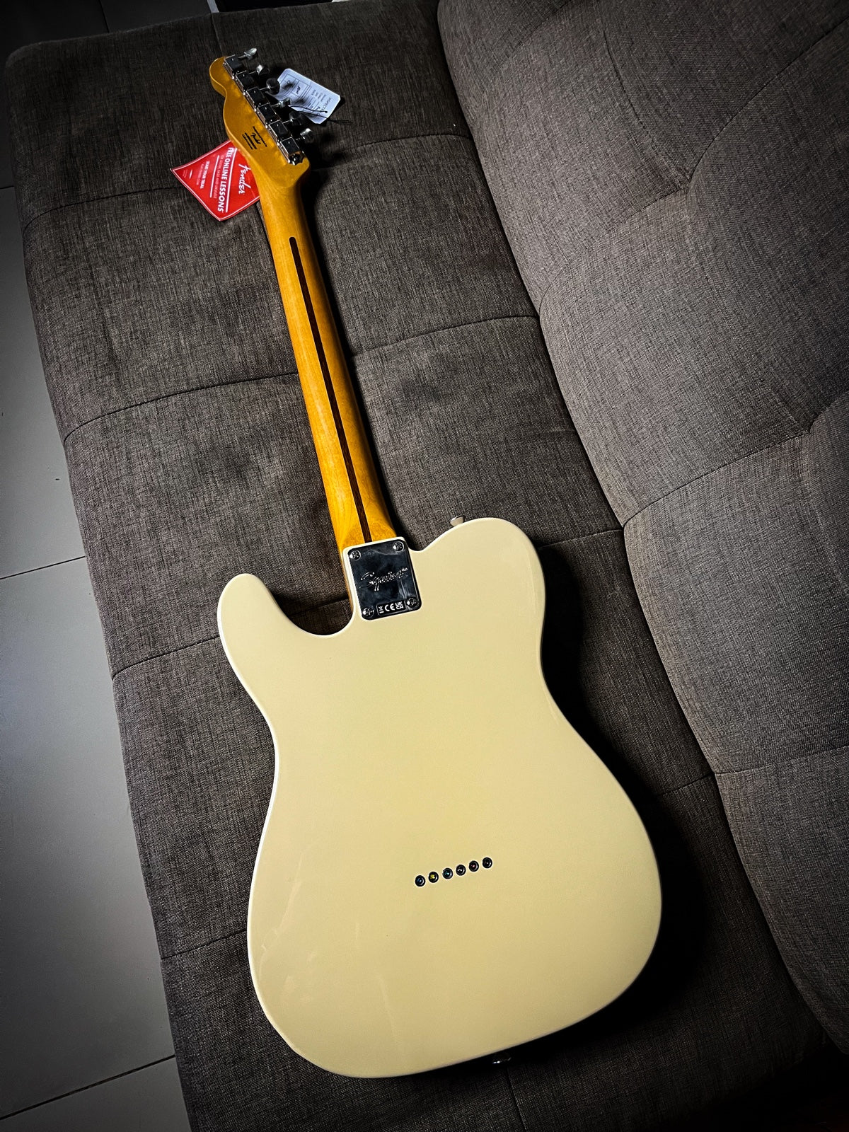 Squier FSR Classic Vibe 60s Telecaster Thinline Electric Guitar, Maple FB, Desert Sand