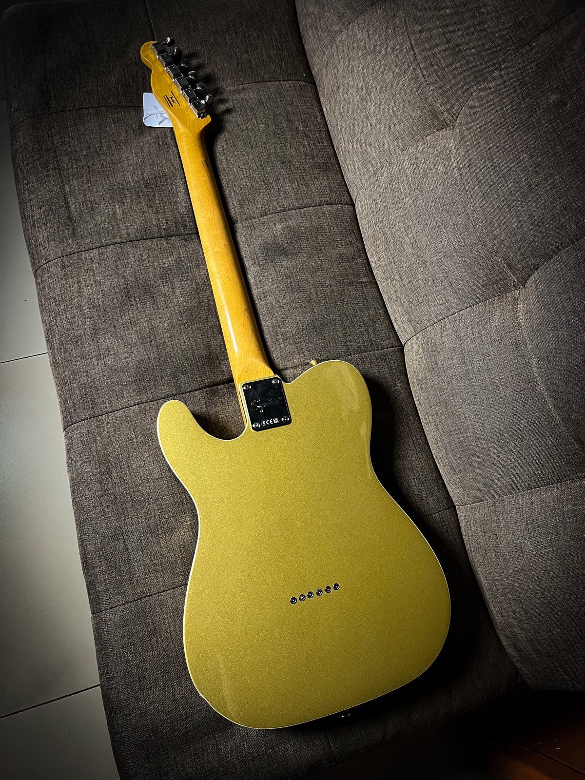 Squier FSR Classic Vibe 60s Custom Telecaster Electric Guitar, Laurel FB, Aztec Gold