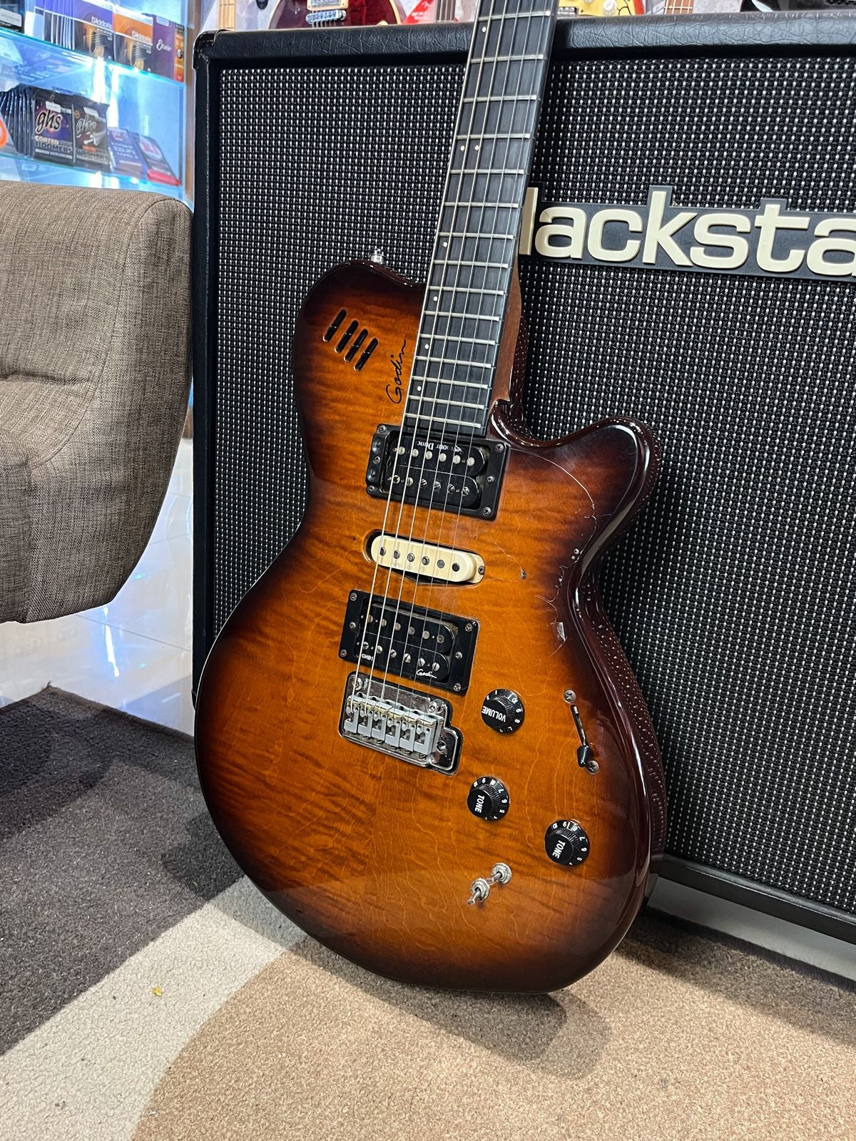 Godin XTSA Piezo & Midi