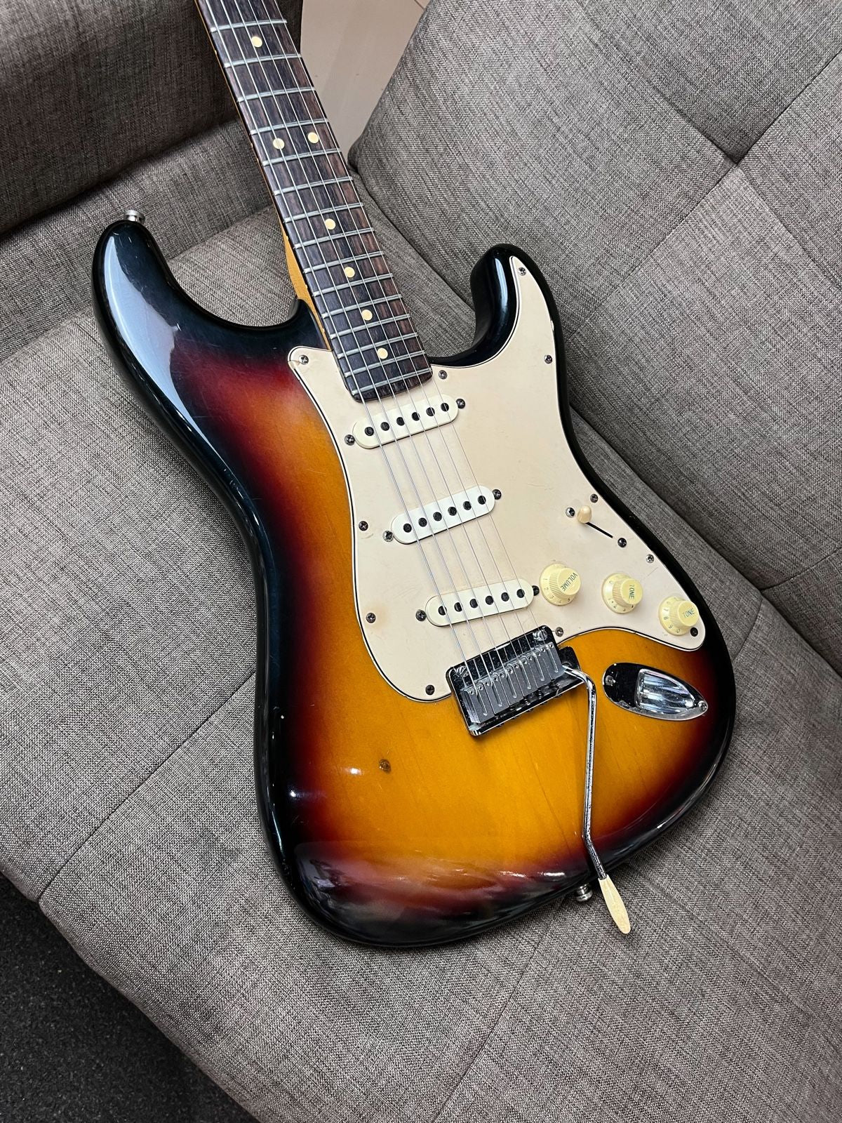 Fender Stratocaster American Standard 2003 Sunburst