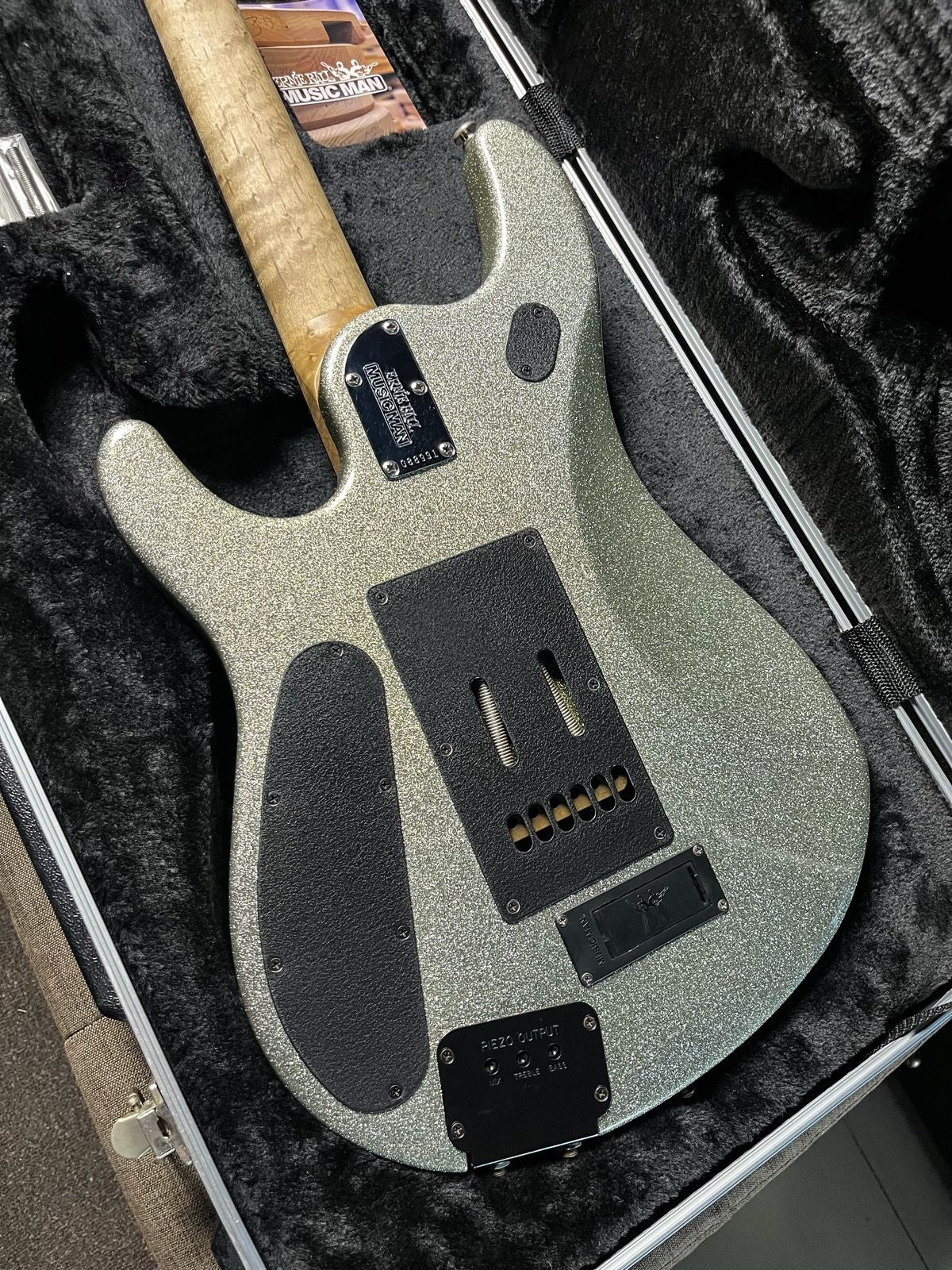 Musicman JP6 Piezo Silver Sparkle limited edition