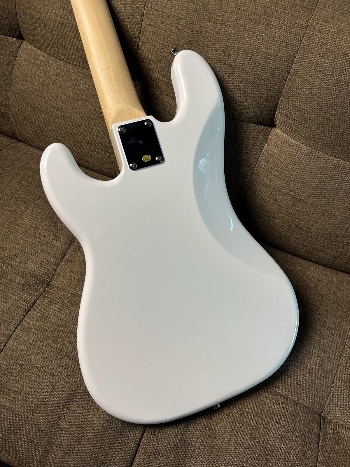 ARIA PRO II STB-PB/M ELECTRIC BASS WH