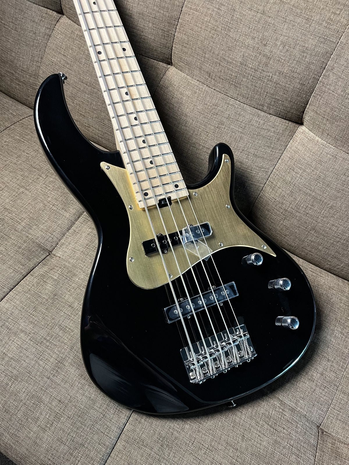 ARIA PRO II RSB-618/S ELECTRIC BASS BK (NEW)