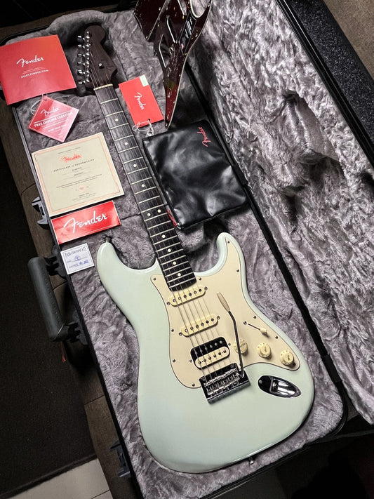 Fender stratocaster american professional II hss full rosewood neck limited edition